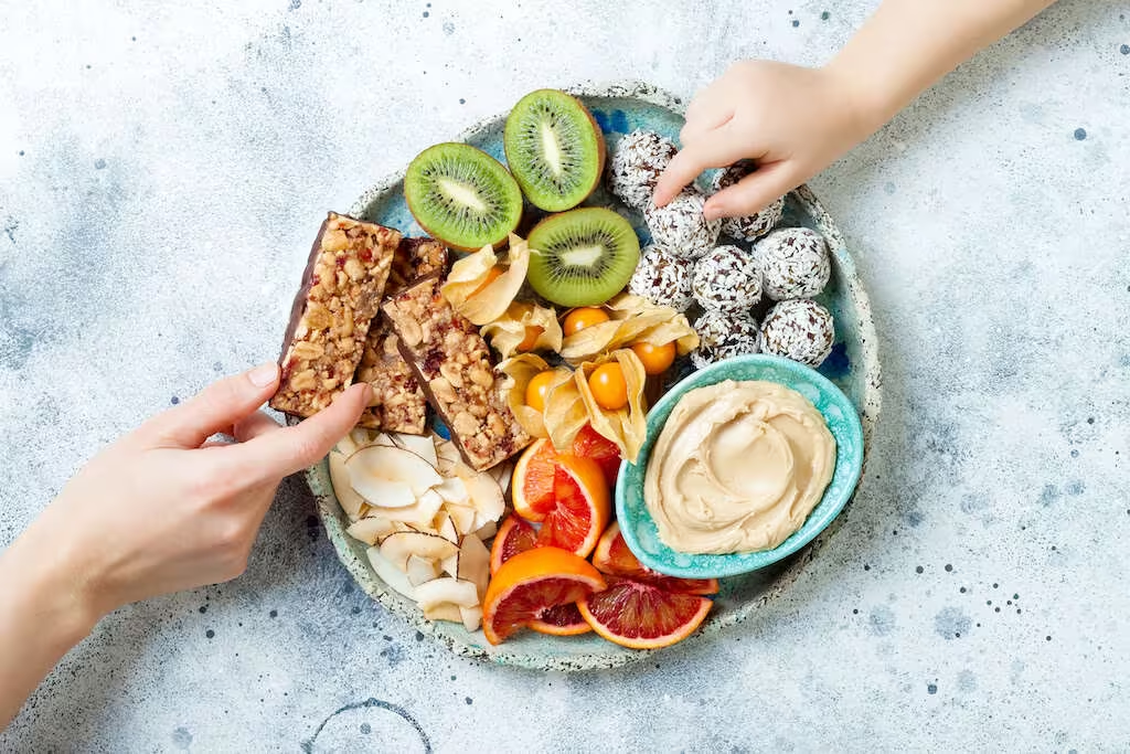 Healthy snack ideas that are simple, nutritious, and delicious for modern snacking without sacrificing flavor or satisfaction.